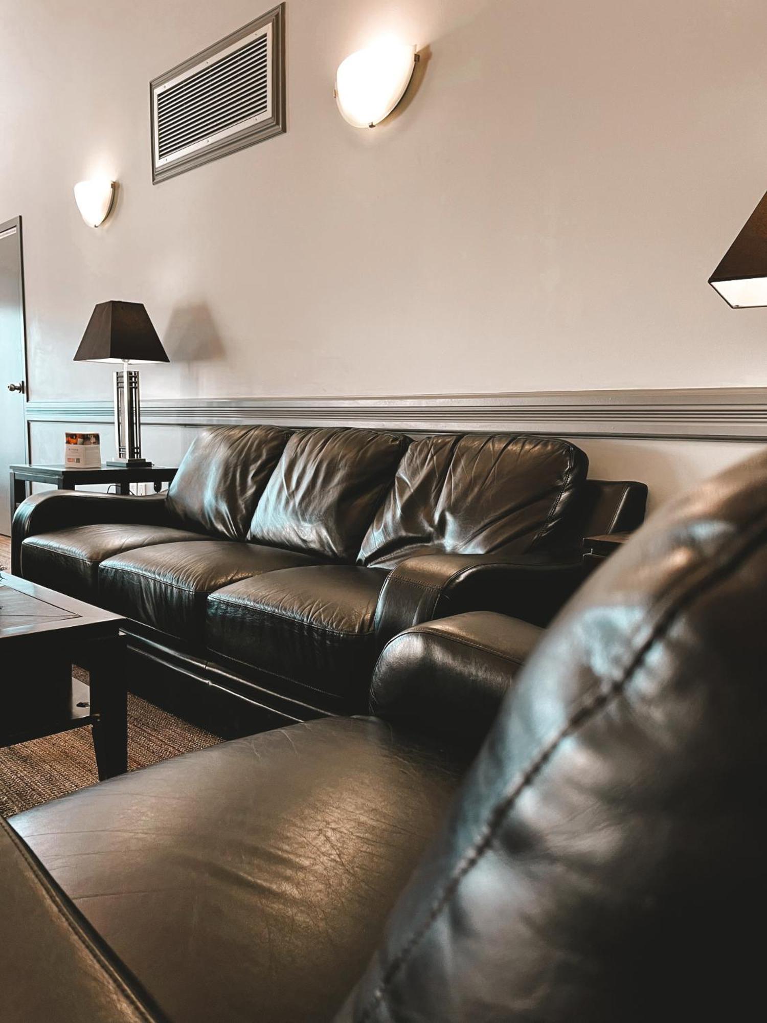 Quality Inn & Suites Hinton Exteriér fotografie
